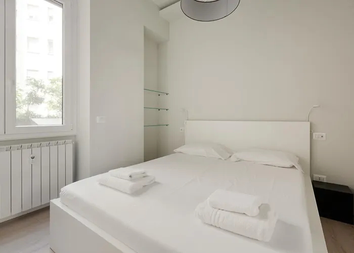 Life - Renovated * Milán